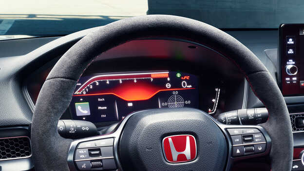 Nahaufnahme der Multi-Informationsanzeige des Honda Civic Type R.