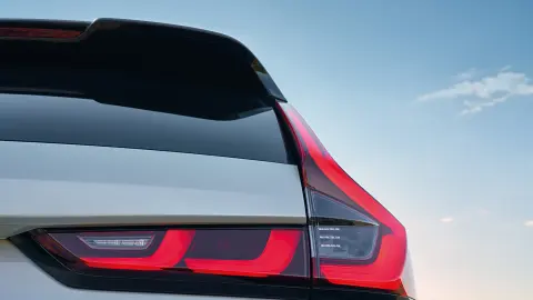 CR-V Hybrid SUV, Nahaufnahme der Rückleuchten.