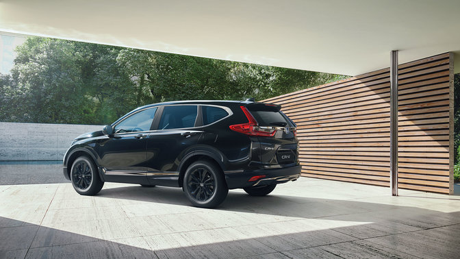 Honda CR-V mit schwarzen Chromverkleidungen und -leisten