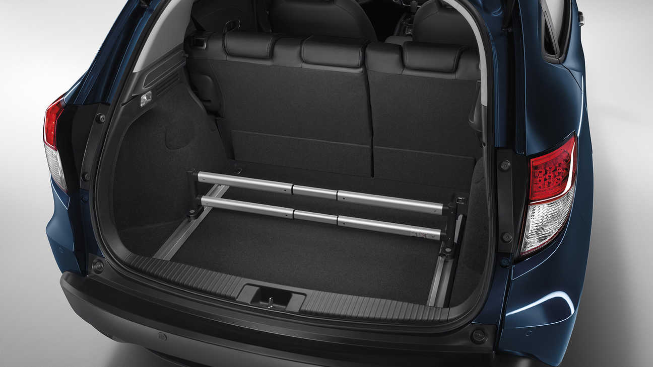Nahaufnahme des Premium-Kofferraumordnungssystems des Honda HR-V
