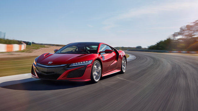 Dreiviertel-Vorderansicht des neuesten Honda NSX.