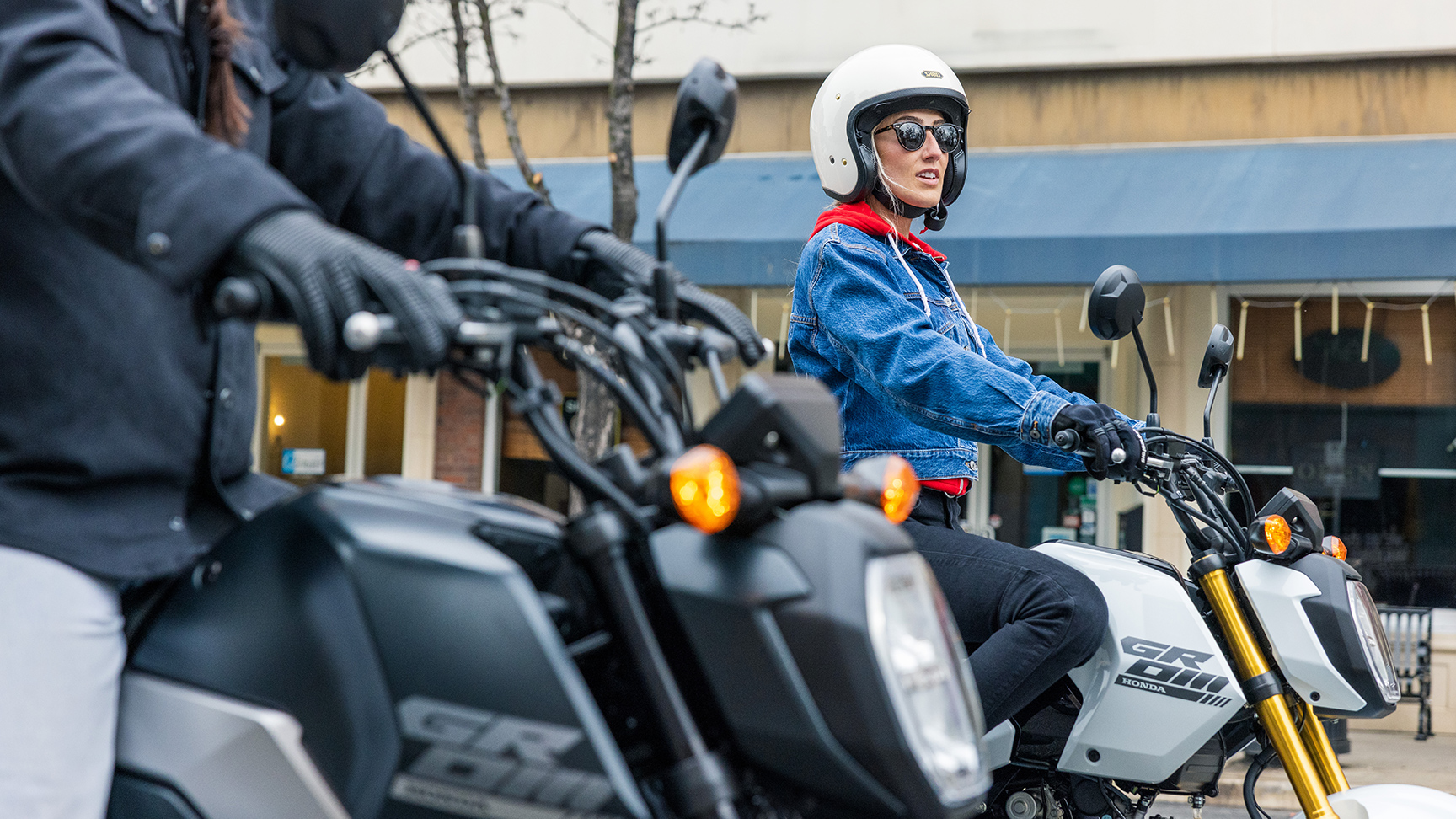 MSX125 Grom, abgestellt in der Stadt