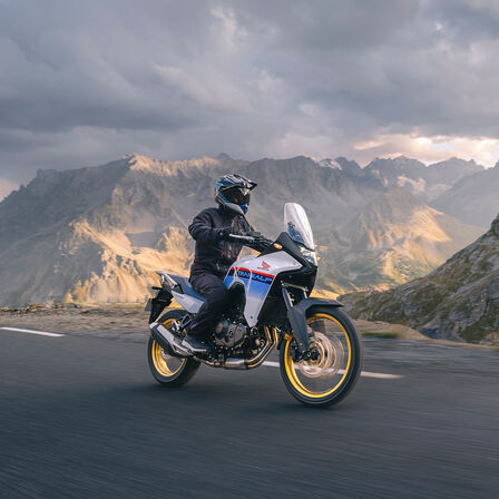 Honda XL750 Transalp auf der Straße