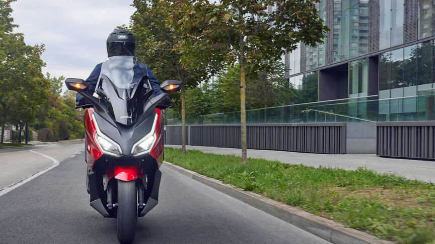 Honda Forza 125 im Freien