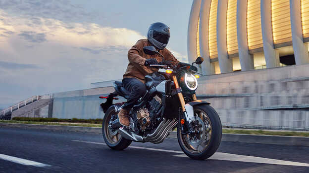 Dax 125, Nahaufnahme Reifen