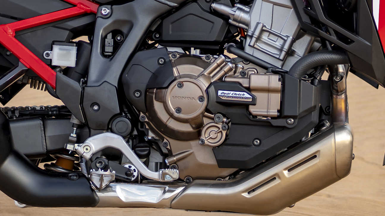 Honda Africa Twin, Nahaufnahme des linken Griffs.