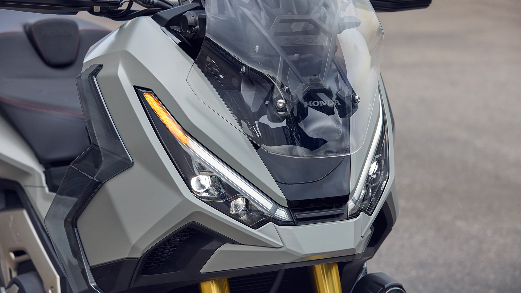 X-ADV, LED-Doppelscheinwerfer