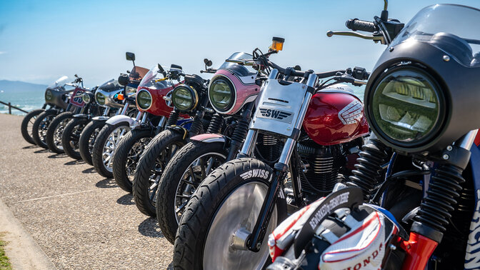 GB350S Custom Bikes auf dem Wheels and Waves Festival 2025