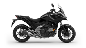 Seitenansicht einer Honda NC750X im Studio