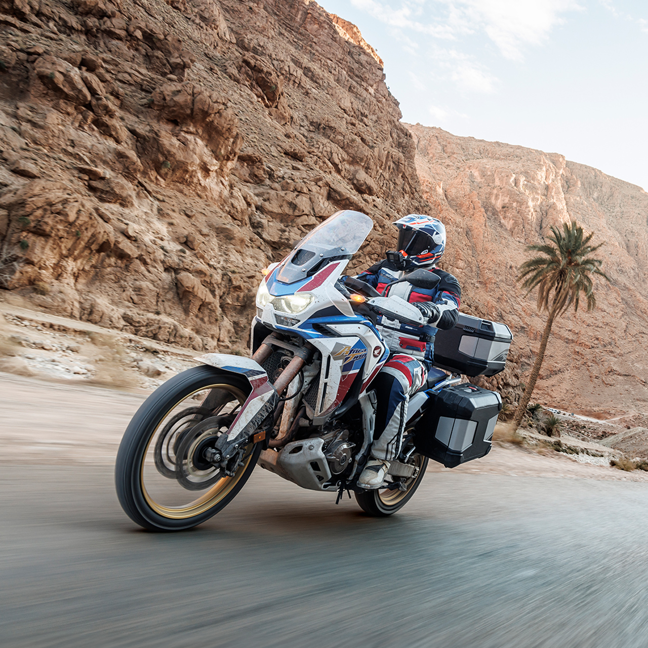 CRF1000 ATAS mit Touring-Paket und Fahrer.