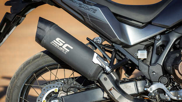 Africa Twin SC-Project-Slip-on, Farbvarianten, statische Abbildung