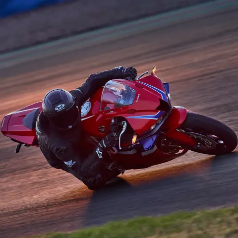 2025er Kabuto-Helm CBR600RR