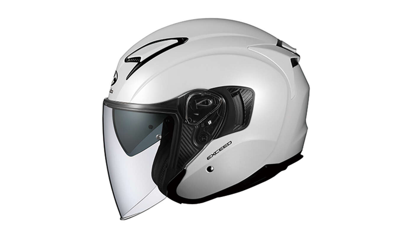 2025er Exceed in Pearl White