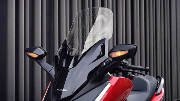 Honda Forza 350, Windschild