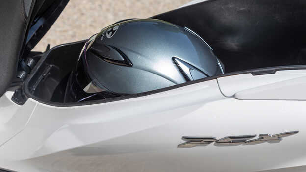 Reichlich Stauraum und USB-C-Buchse