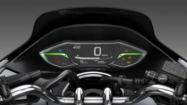 Honda PCX125 - attractive digital cockpit