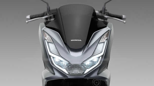 Honda PCX125 - full LED lighting