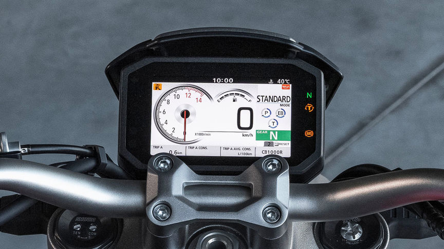 Honda CB1000R, 5-Zoll-TFT-Display mit Honda Sprachsteuerung für Smartphones