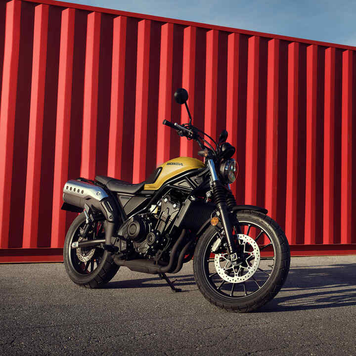 Honda CL500, Standbild aus Action-Video