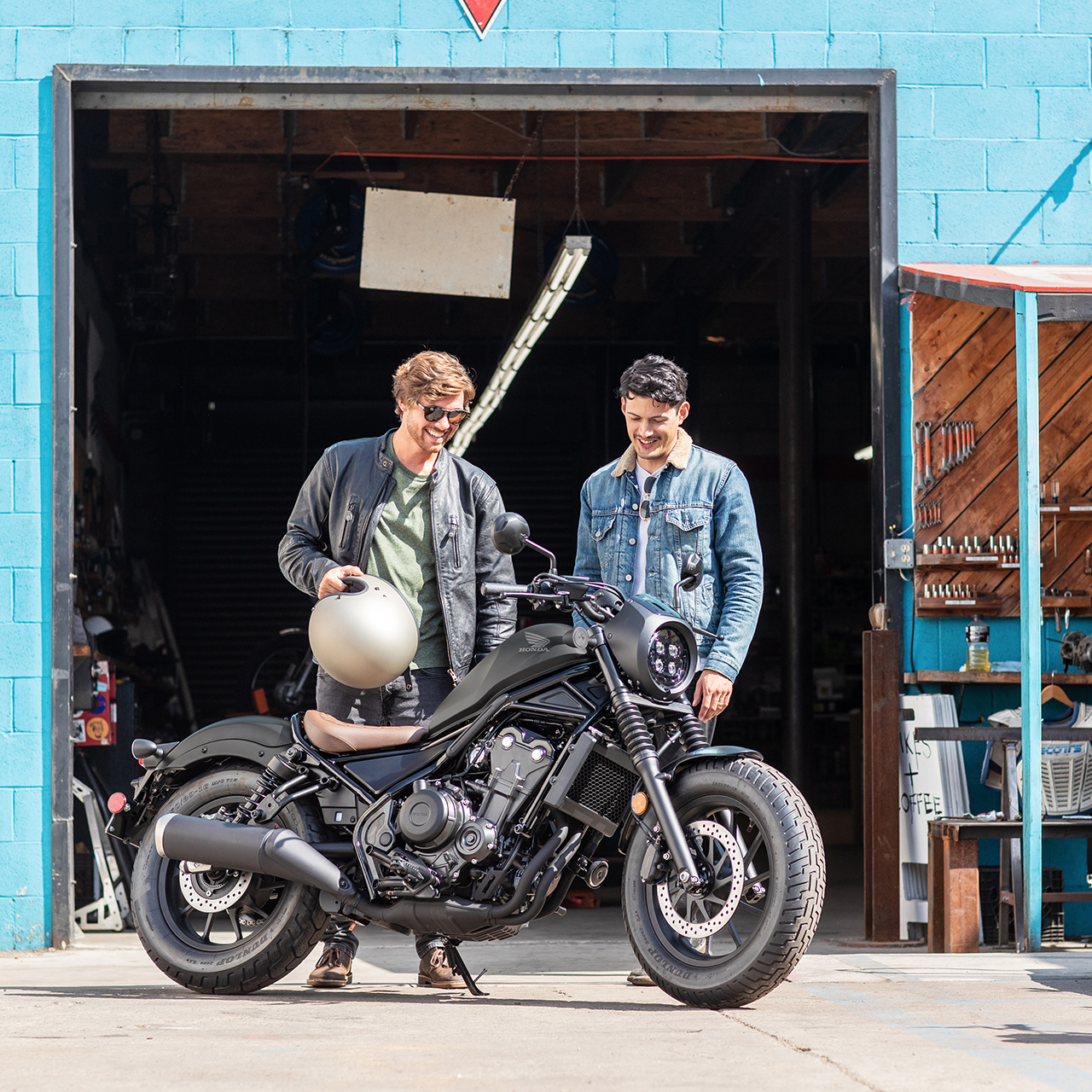 CMX500 Rebel mit zwei Fahrern