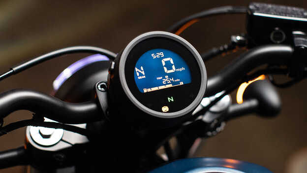 CM500 Rebel, aktualisiertes LCD-Display