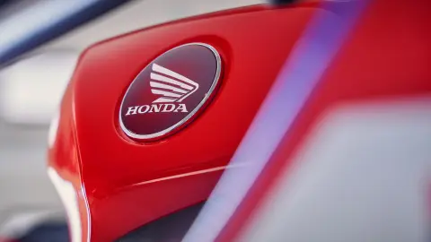 CBR600RR, Nahaufnahme des Honda-Logos