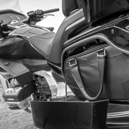 Honda GL1800 Gold-Wing, Vollausstattungspaket
