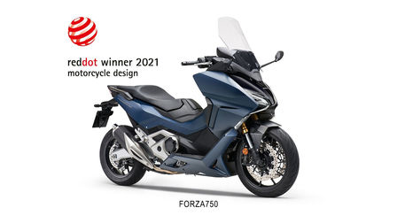 Honda gewinnt Red Dot Awards 2021 für den neuen Jazz e:HEV, Jazz Crosstar e:HEV und den Premium-Roller Forza 750