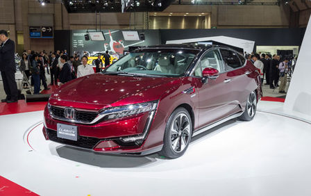 Weltpremiere des Honda Clarity Fuel Cell