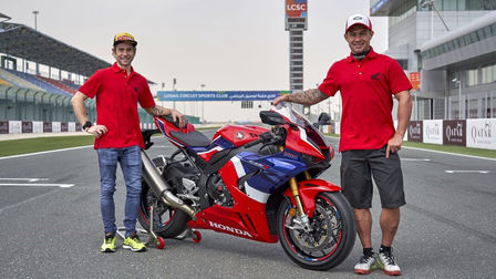 Honda Rennfahrer sprechen über die perfekte Runde mit der neuen CBR1000RR-R Fireblade SP am Ring in Qatar