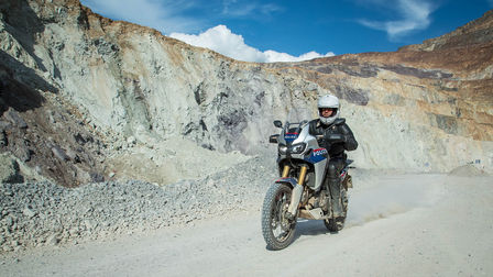 Abteilungsinspektor Johann Thaller auf der Honda CRF1000L Africa Twin